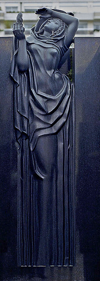 Ruhlmann selon ses collaborateurs : monument-funeraire-ruhlmann-sculpture-janniot