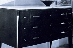 035 Ruhlmann Commode